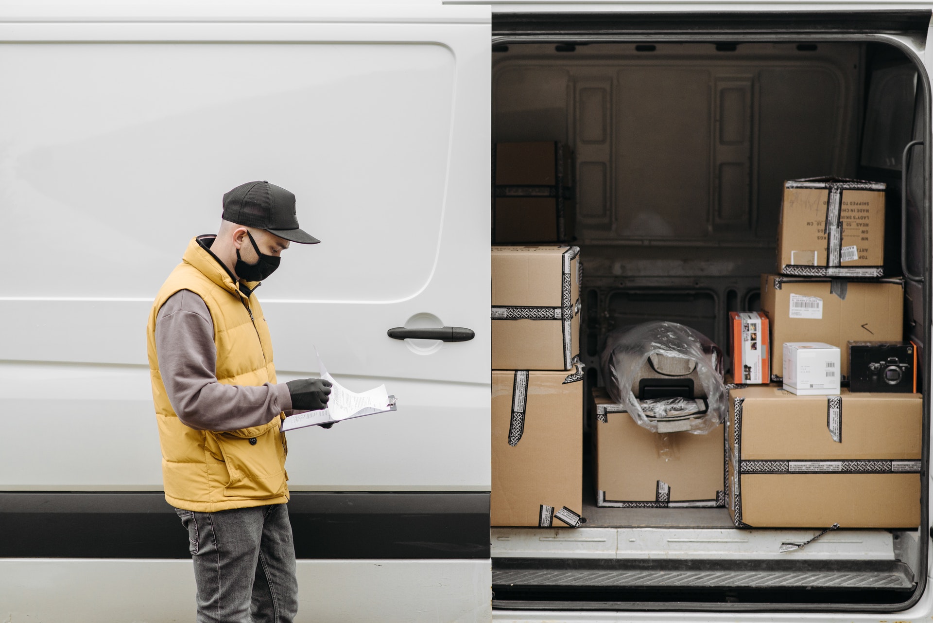 The Same Day Courier Service Explained - EcoSpeed Same-Day Couriers